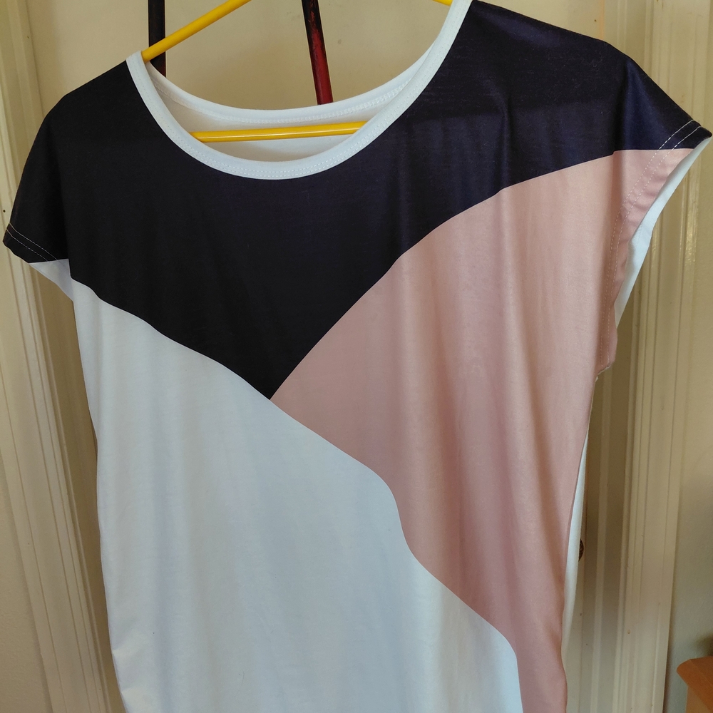 SHEIN Colorblock Short Sleeve Tee in White, Black & Blush Pink